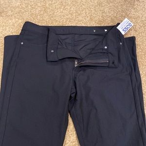 Brand new Mens American eagle 32x34 dress pants